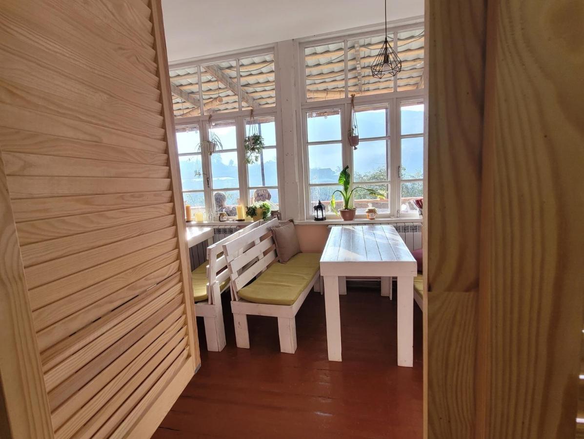 Chamich Guesthouse Debed Buitenkant foto
